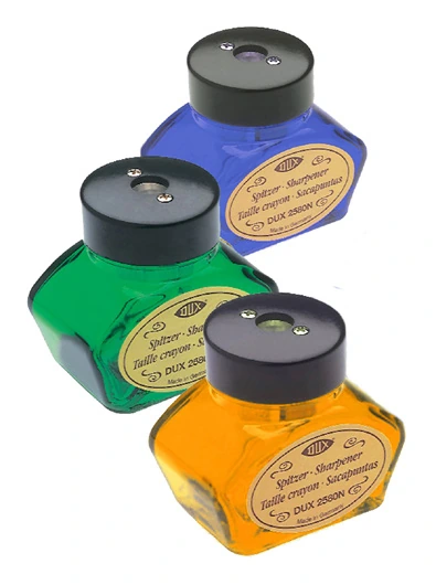 Sacapuntas Dux con depósito tipo tintero, referencia DX 2580